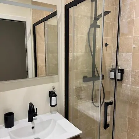 Porte De Paris-saint-ouen - Emile Zola Apartment Saint-Ouen (Seine-Saint-Denis)